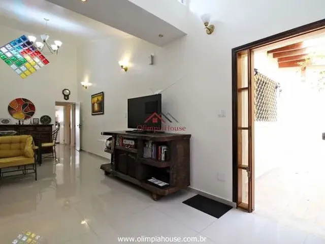 Imagem: Locação Casa 4 Dormitórios - 212 M²