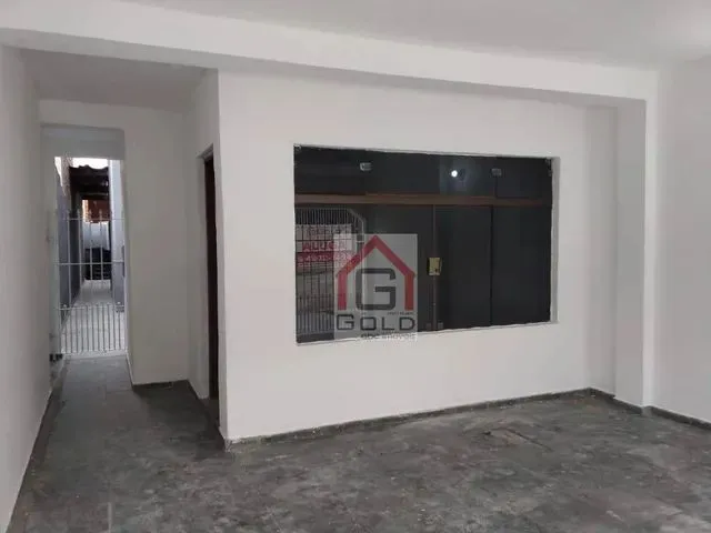Imagem: A casa possui 3 Dormitórios, 2 Banheiros, 2 Vagas na