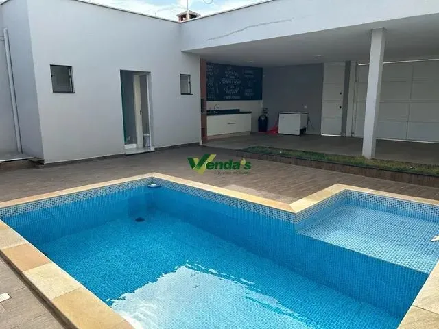 Imagem: Excelente Residência para Moradia e Lazer
