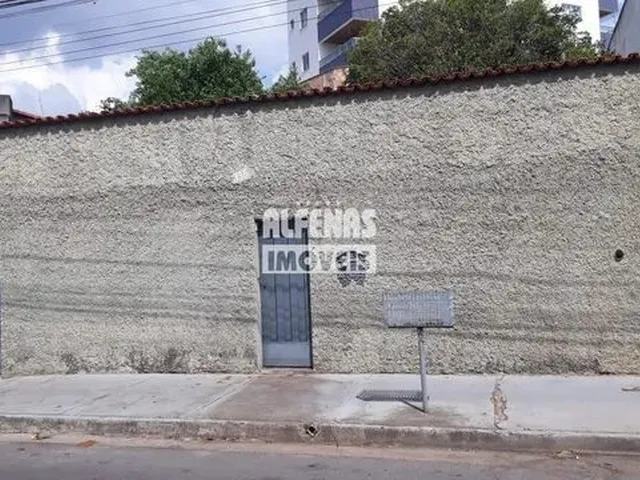 Imagem: Casa À Venda 3 Quartos no Bairro Inconfidentes