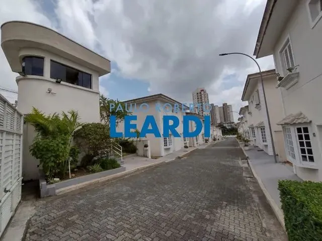 Imagem: Casa em Condomínio - Vila Eldízia - Sp