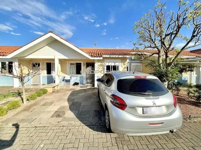 Imagem: Casa Térrea em Condomínio Fechado em Canoas!