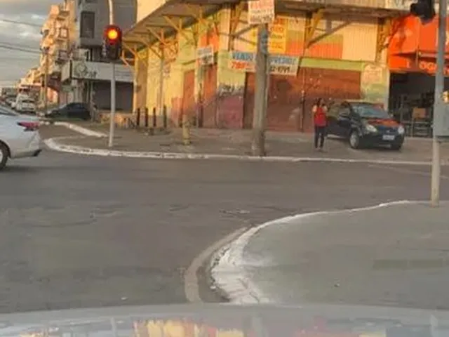 Imagem 2: Prédio na Av Sandu de Taguatinga Sul