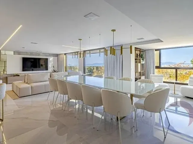 Imagem: Mansão Espetacular no Bosque