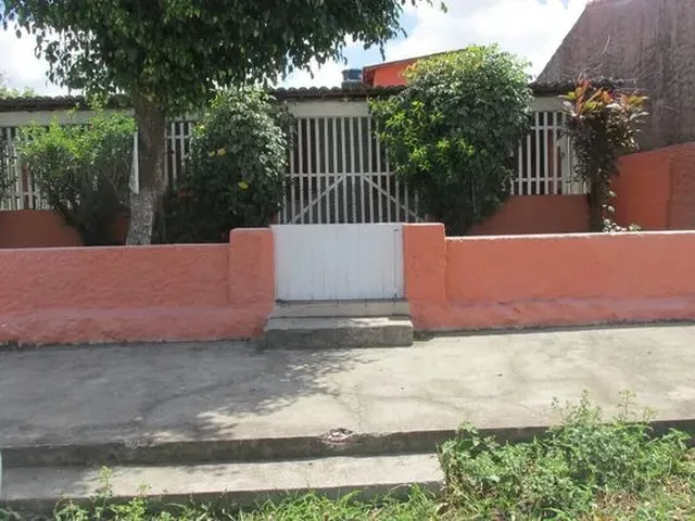 Imagem: Casa À Venda com 300 M² e 11 Quartos em