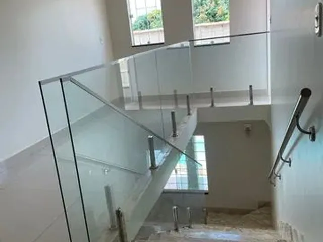 Imagem 7: Atenção! Urgente! Linda Casa com Piscina! 600M²! Suíte Master! Ch 27! Churrasqueira!