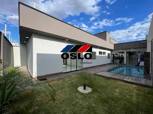 Imagem: Casa com 03 Suítes Plenas, Garagem para
