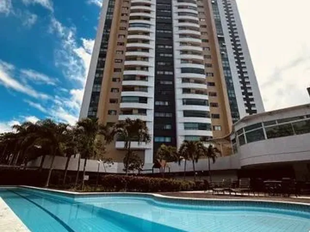 Imagem: O apartamento possui 4 Dormitórios, 5 Banheiros, 3 Vagas