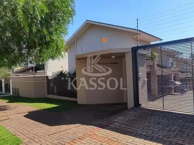 Imagem 1: Sobrado a Venda, Cond.sta Mônica, Centro, 01 Suite 02 Quartos, Cascavel - Pr