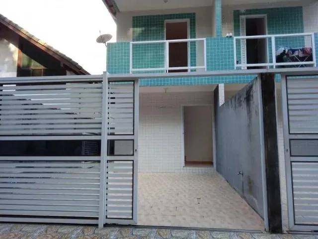 Imagem: Casa Sobreposta Alta com 02 Quartos, Vale
