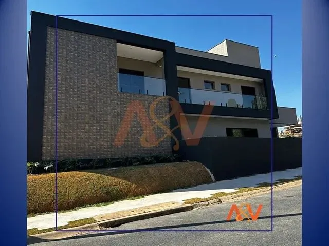 Imagem: Casa com 3 Suítes À Venda, 225 M² por