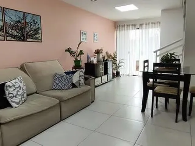 Imagem: Casa Fino Acabamento com 02 Suítes e Quintal