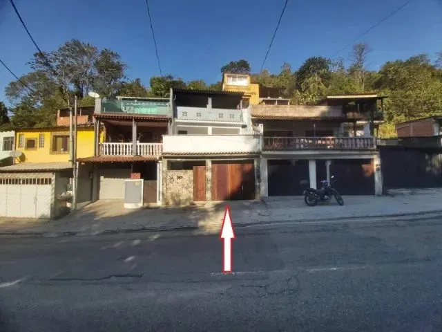 Imagem: Alugo Casa com 2 Quartos Garagem
