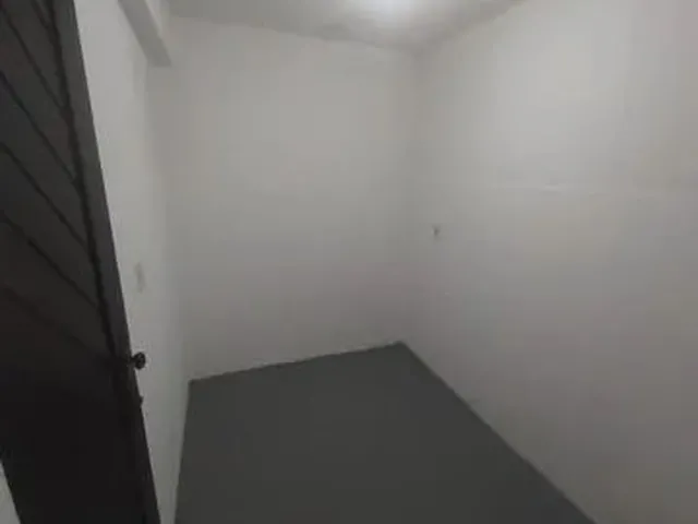 Imagem 4: Alugo Casa com 2 Quartos + Garagem