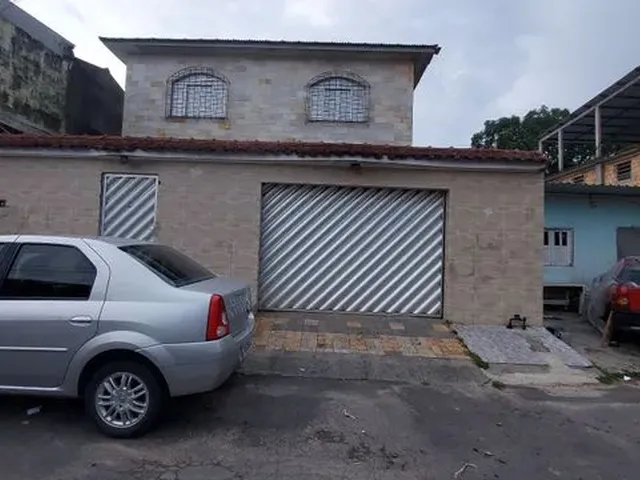 Imagem: Alugo Casa com 5 Dormitórios, Próximo