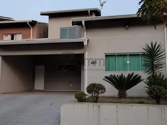 Imagem: A casa em condomínio possui 5 Dormitórios, 1 Suíte, 4
