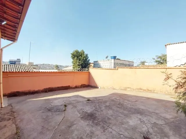 Imagem: Casa para Aluguel, 3 Quartos, 1 Suíte