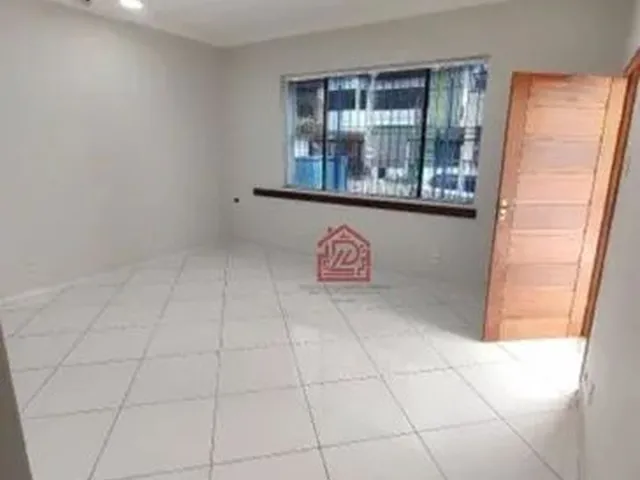 Imagem: Casa com 4 Dormitórios para Venda - Centro