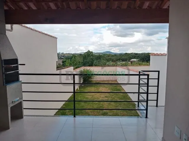 Imagem 14: )(- Belíssima Casa com 2 Quartos em Bairro Parque Independência Lll