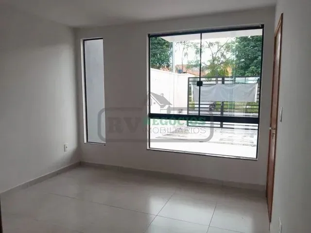 Imagem 9: )(- Belíssima Casa com 2 Quartos em Bairro Parque Independência Lll