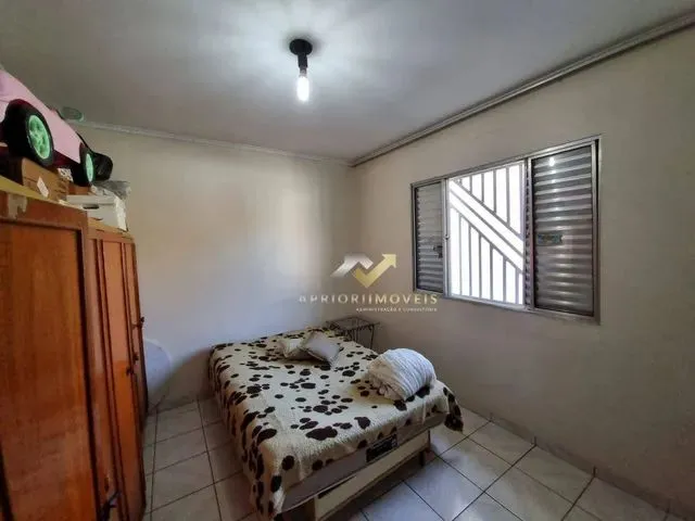 Imagem 4: Sobrado com 6 Dormitórios À Venda, 313 M² por R$ 850.000,00 - Vila Guarani - Santo