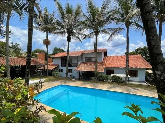 Imagem: Linda Casa a Venda na Granja Vianna Ii