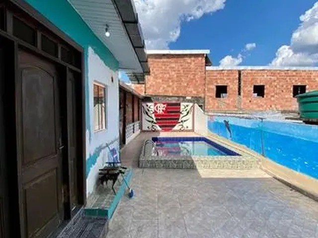 Imagem 6: Vendo Casa com Piscina na Redenção