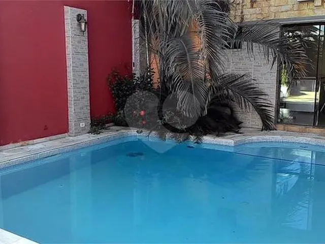 Imagem: Sobrado com 2 Dormitórios com Piscinà