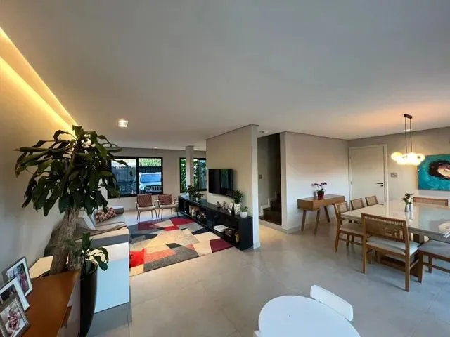 Imagem: Casa com 3 Dormitórios (3 Suítes) À Venda