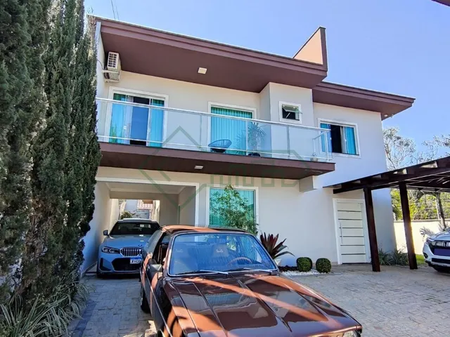 Imagem 1: Linda Casa em Rua Sem Saída no Bairro Petrópolis | 01 Suíte + 02 Dormitórios