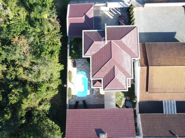 Imagem 8: Linda Casa em Rua Sem Saída no Bairro Petrópolis | 01 Suíte + 02 Dormitórios