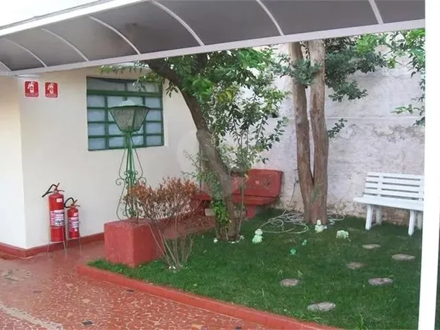 Imagem: Casa Terrea na Parada Inglesa com 4 Dormitórios
