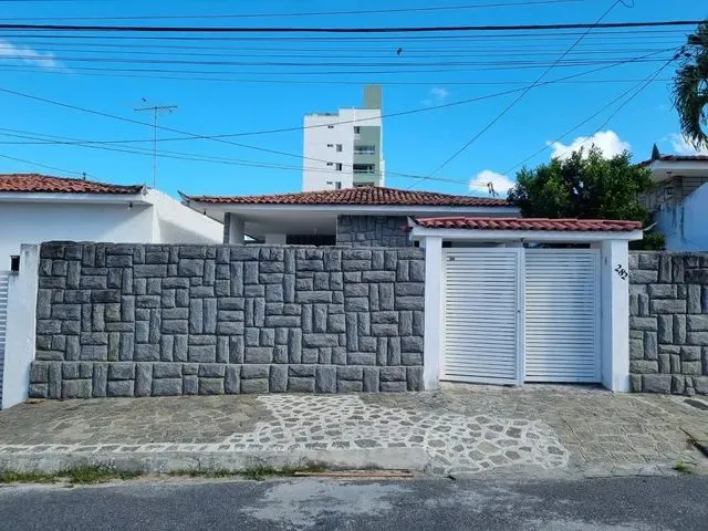 Imagem: Casa para Aluguel com 200 Metros Quadrados