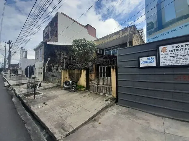 Imagem: Ampla Casa 5 Suítes 3 Vagas 900 Mil