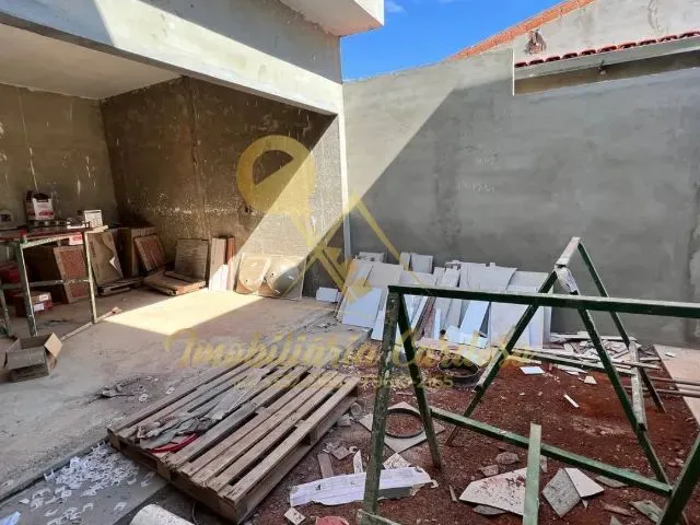 Imagem 7: Imóvel de 200M² com 03 Quartos Sendo 01 Suíte, Localizado Jardim das Oliveiras