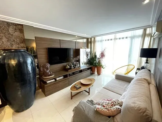 Imagem: Apartamento no Bairro Coqueiros com 4 Dormitórios