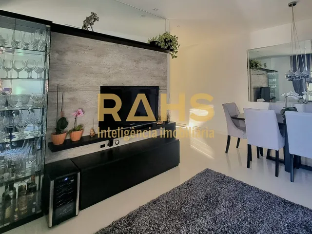 Imagem: O apartamento possui 3 Dormitórios, 1 Suíte, 2 Banheiros,