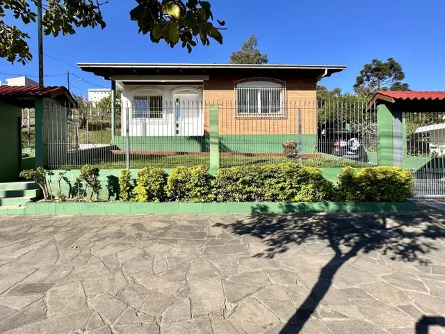 Imagem: Casa com 3 Dormitorio(S) Localizado(A) no