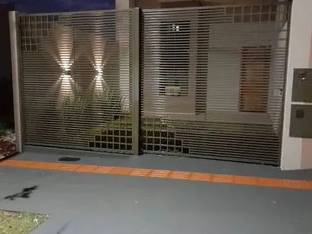 Imagem 3: Casa com 3 Dormitórios À Venda, 76 M² por R$ 280.000,00 - Conjunto Vivi Xavier