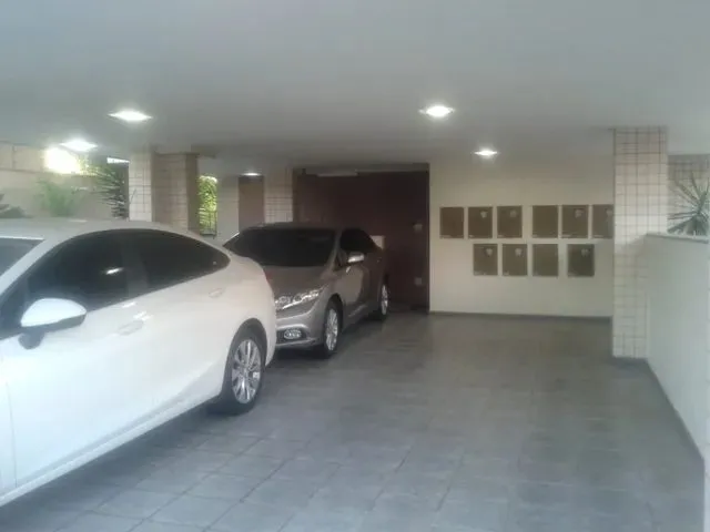 Imagem: Cobertura com 4 Dormitórios À Venda em