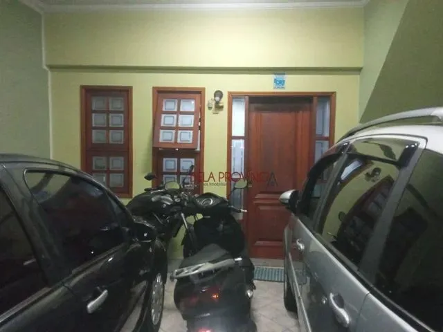 Imagem: Sobrado com 4 Dormitórios À Venda, 152