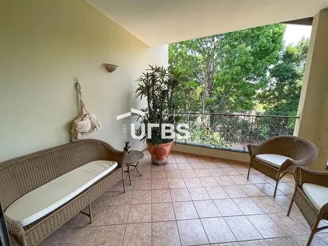 Imagem 8: Casa de Rua - Casa 3 Quartos, Sendo 3 Suítes