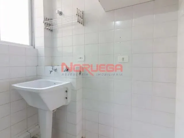 Imagem 4: Apartamento com 2 Quartos para Alugar por R$ 1800.00, 76.80 M2 - Cabral - Curitiba/Pr
