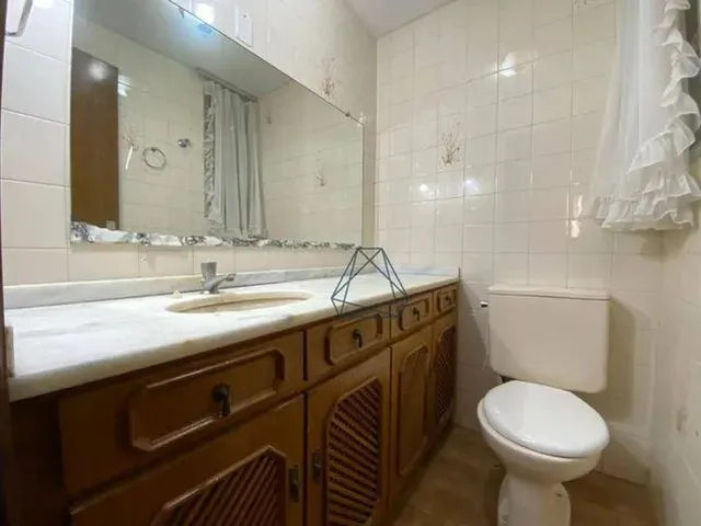 Imagem 12: Apartamento com 3 Dormitórios para Alugar, 85 M² por R$ 3.243/Mês - Batel - Curitiba/Pr