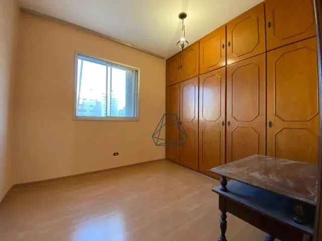 Imagem 2: Apartamento com 3 Dormitórios para Alugar, 85 M² por R$ 3.243/Mês - Batel - Curitiba/Pr
