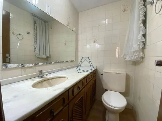 Imagem 15: Apartamento com 3 Dormitórios para Alugar, 85 M² por R$ 3.243/Mês - Batel - Curitiba/Pr