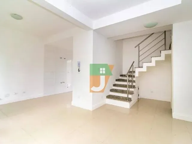 Imagem: Sobrado com 3 Dormitórios para Alugar