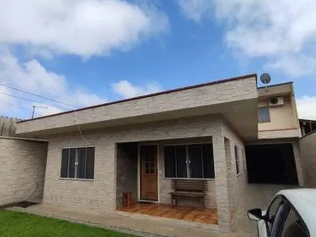 Imagem: Casa com 4 Dormitórios para Alugar - Bairro