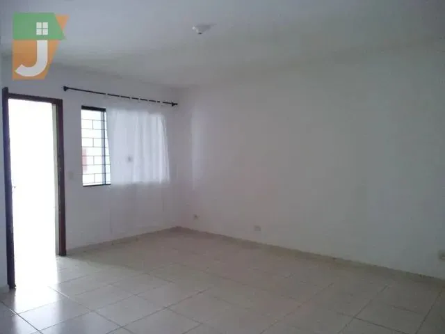 Imagem 4: Casa com 3 Dormitórios para Alugar, 62 M² por R$ 1.600/Mês - Uberaba - Curitiba/Pr