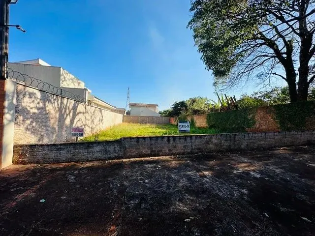 Imagem: O terreno possui 390m² de Área e está localizado em Vila